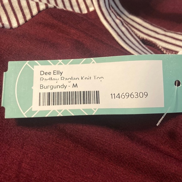 Cute 3/4 sleeve top - Picture 4 of 4